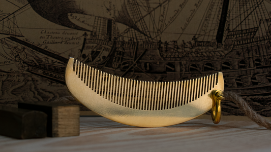 The Quartermoon Comb